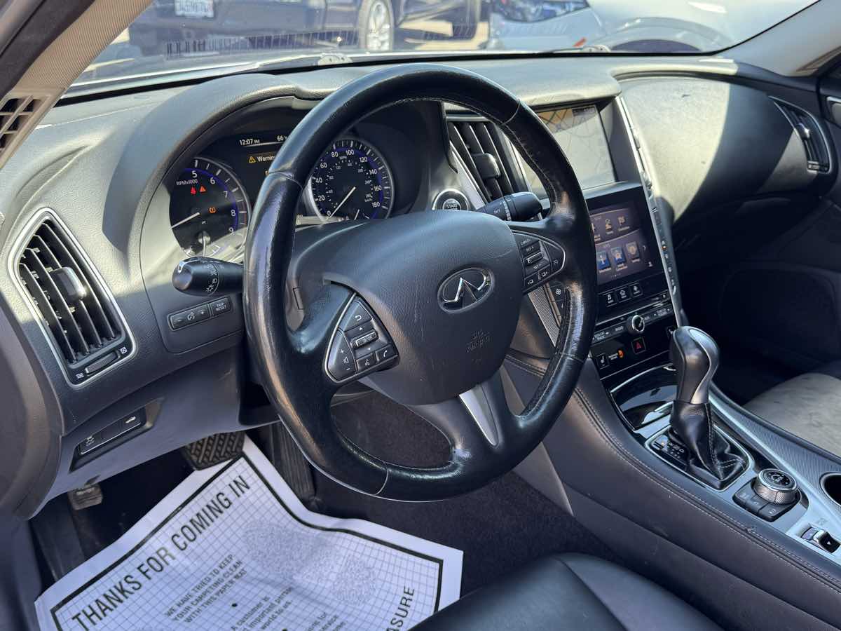 2014 Infiniti Q50 Premium photo 12