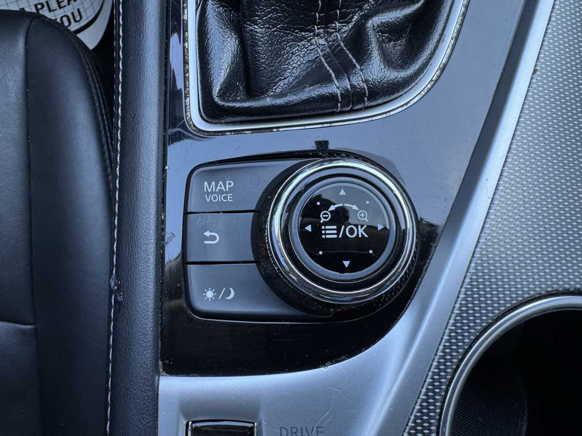 2014 Infiniti Q50 Premium photo 20