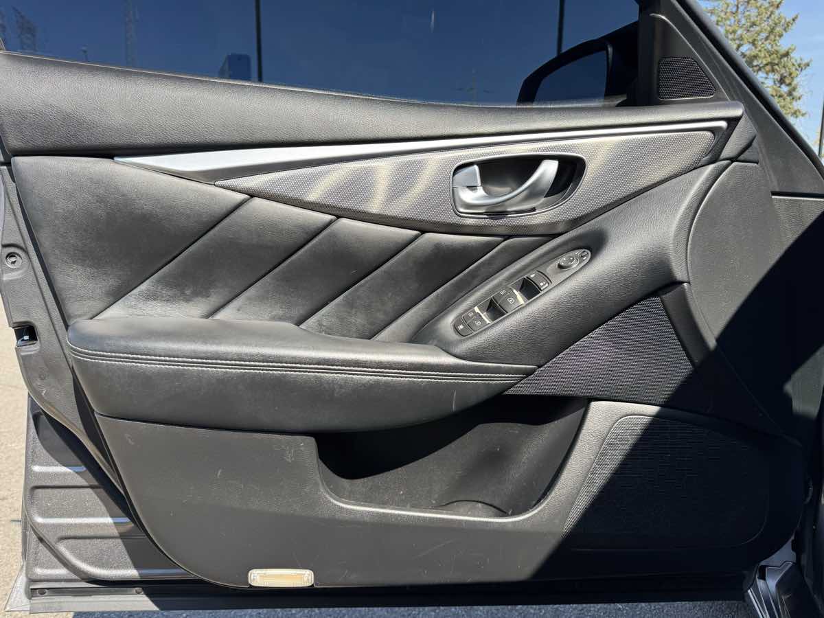 2014 Infiniti Q50 Premium photo 27