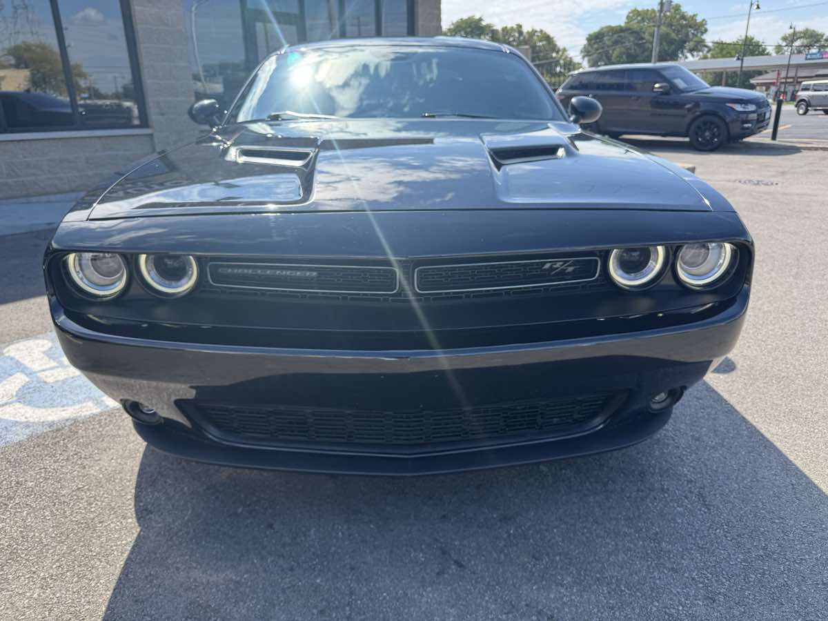 2018 Dodge Challenger R/T Plus photo 2