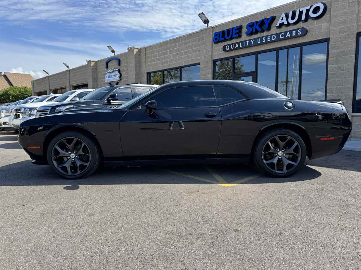 2018 Dodge Challenger R/T Plus photo 8