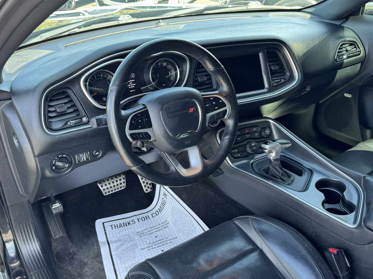 2018 Dodge Challenger R/T Plus photo 10