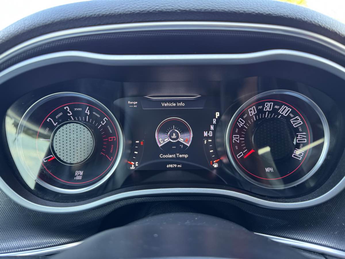2018 Dodge Challenger R/T Plus photo 13