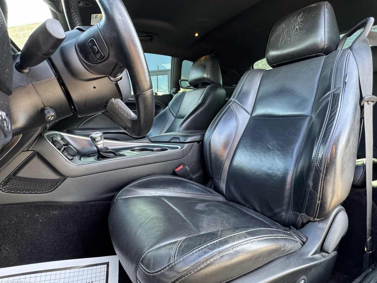2018 Dodge Challenger R/T Plus photo 19
