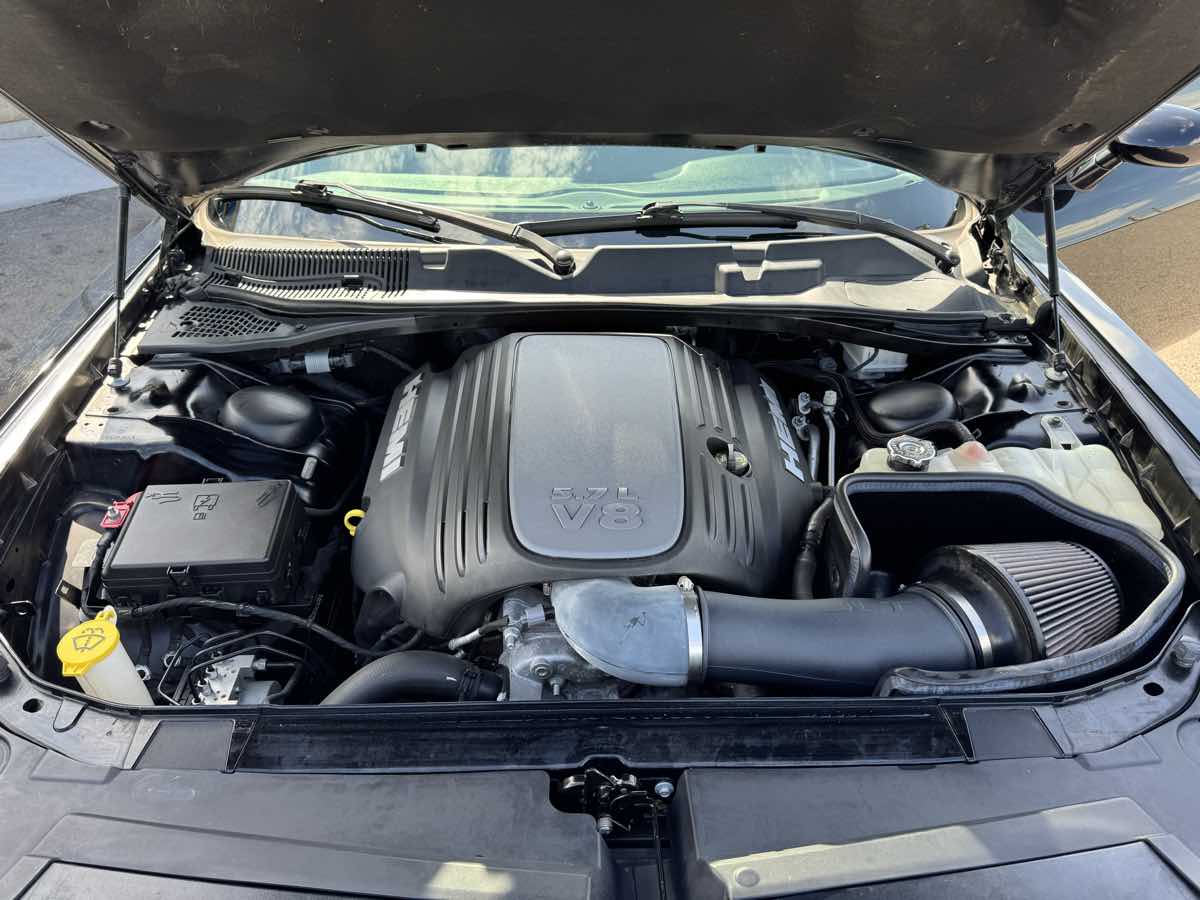 2018 Dodge Challenger R/T Plus photo 29
