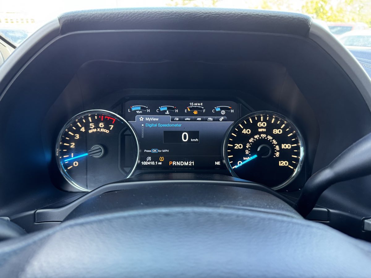 2017 Ford F-150 Lariat photo 13