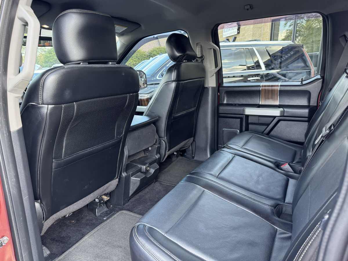 2017 Ford F-150 Lariat photo 40