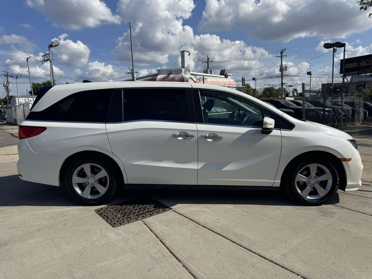 2018 Honda Odyssey EX-L photo 4