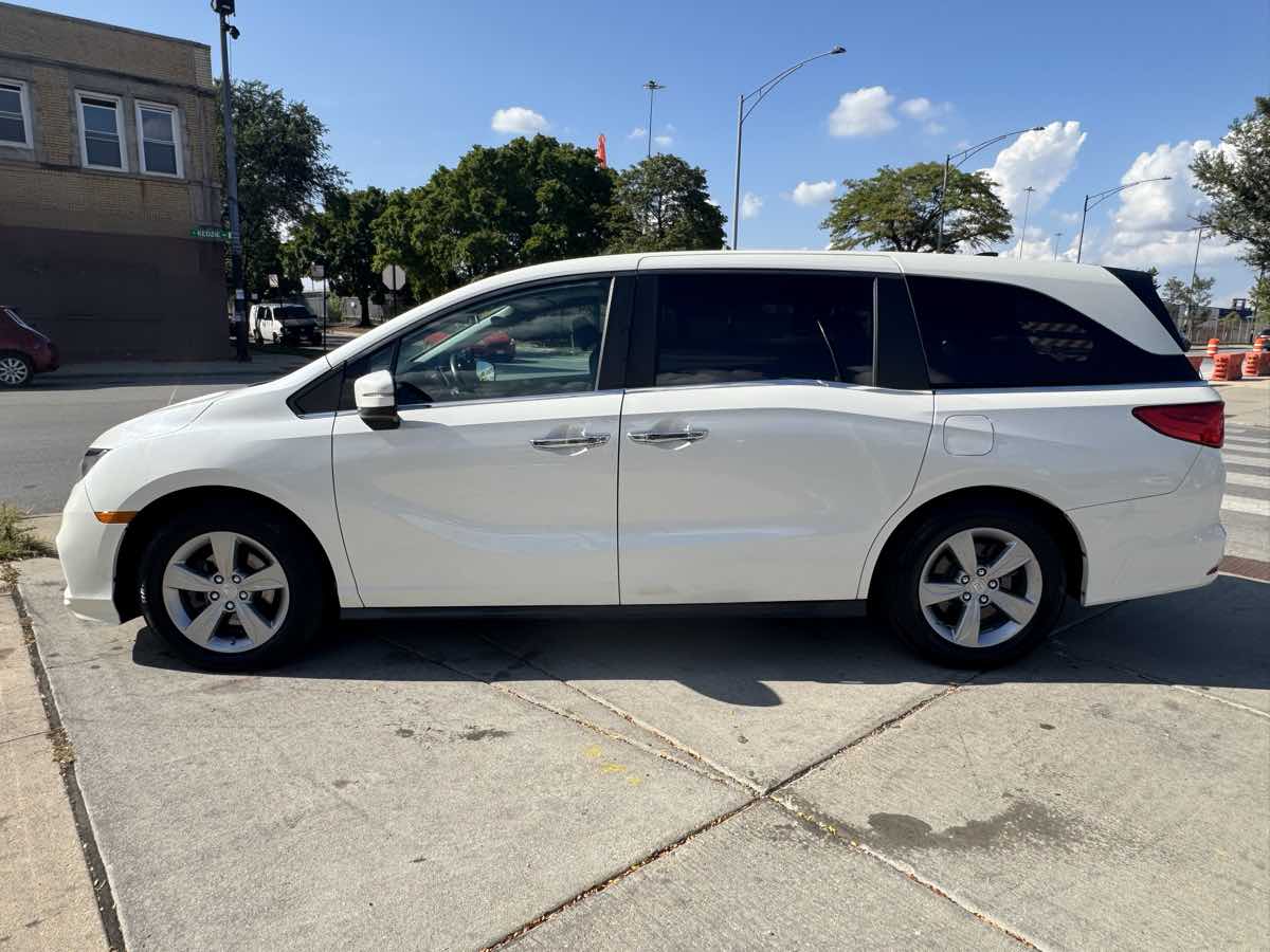 2018 Honda Odyssey EX-L photo 8