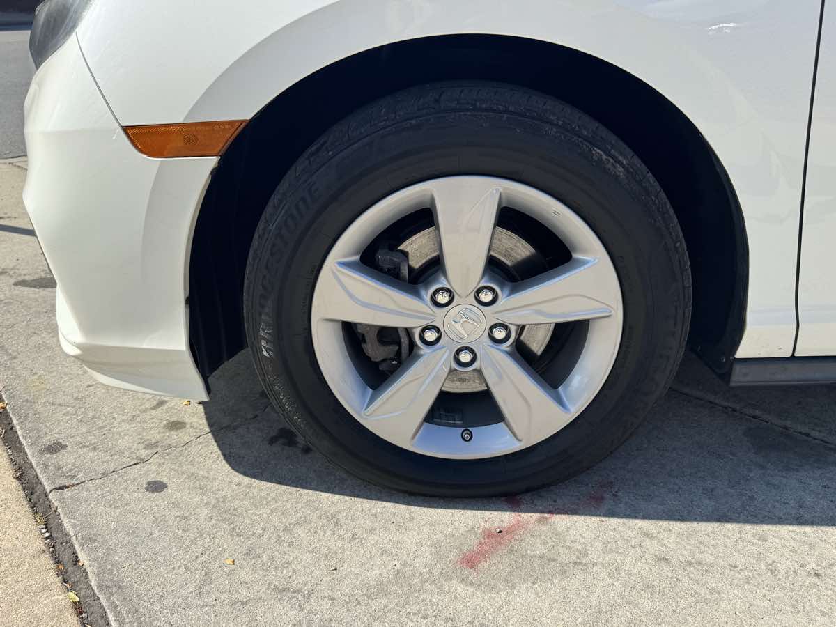 2018 Honda Odyssey EX-L photo 9