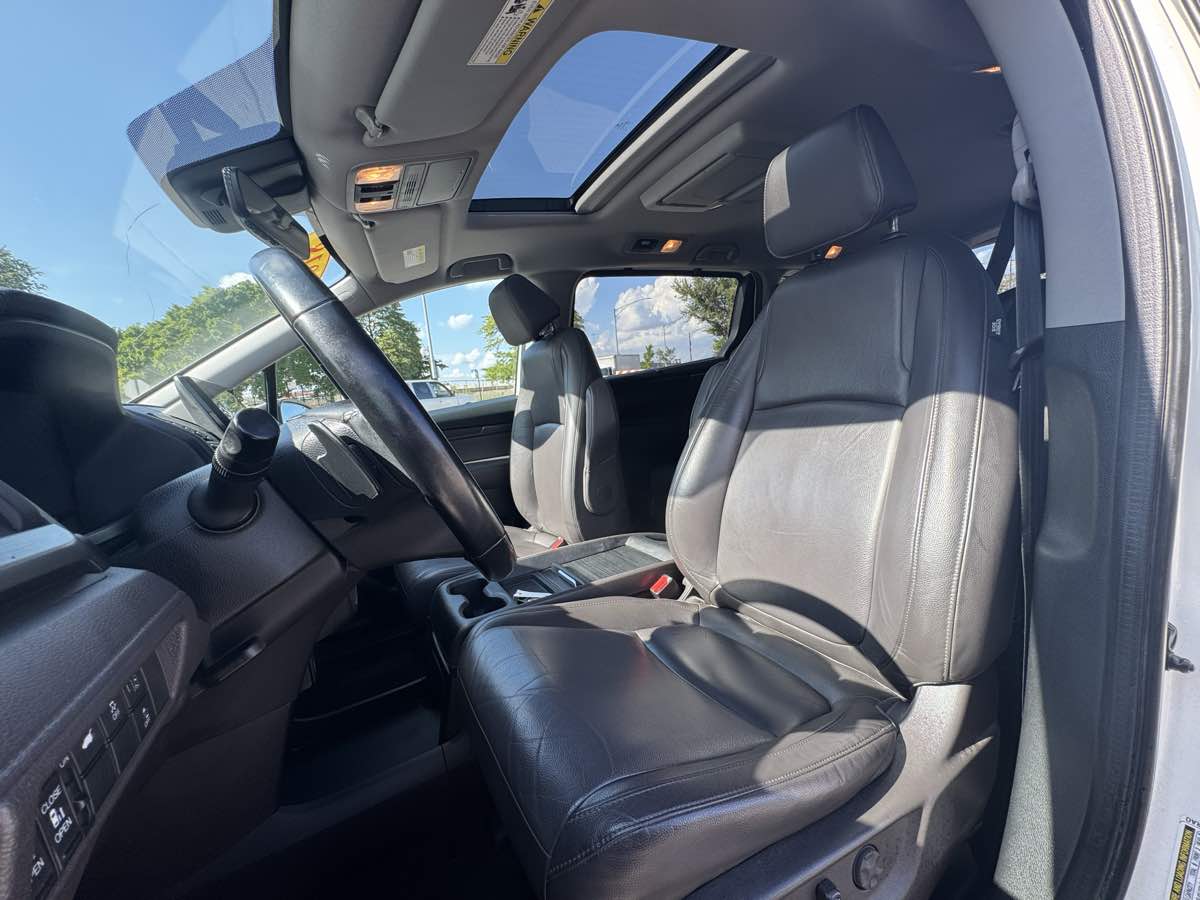 2018 Honda Odyssey EX-L photo 10
