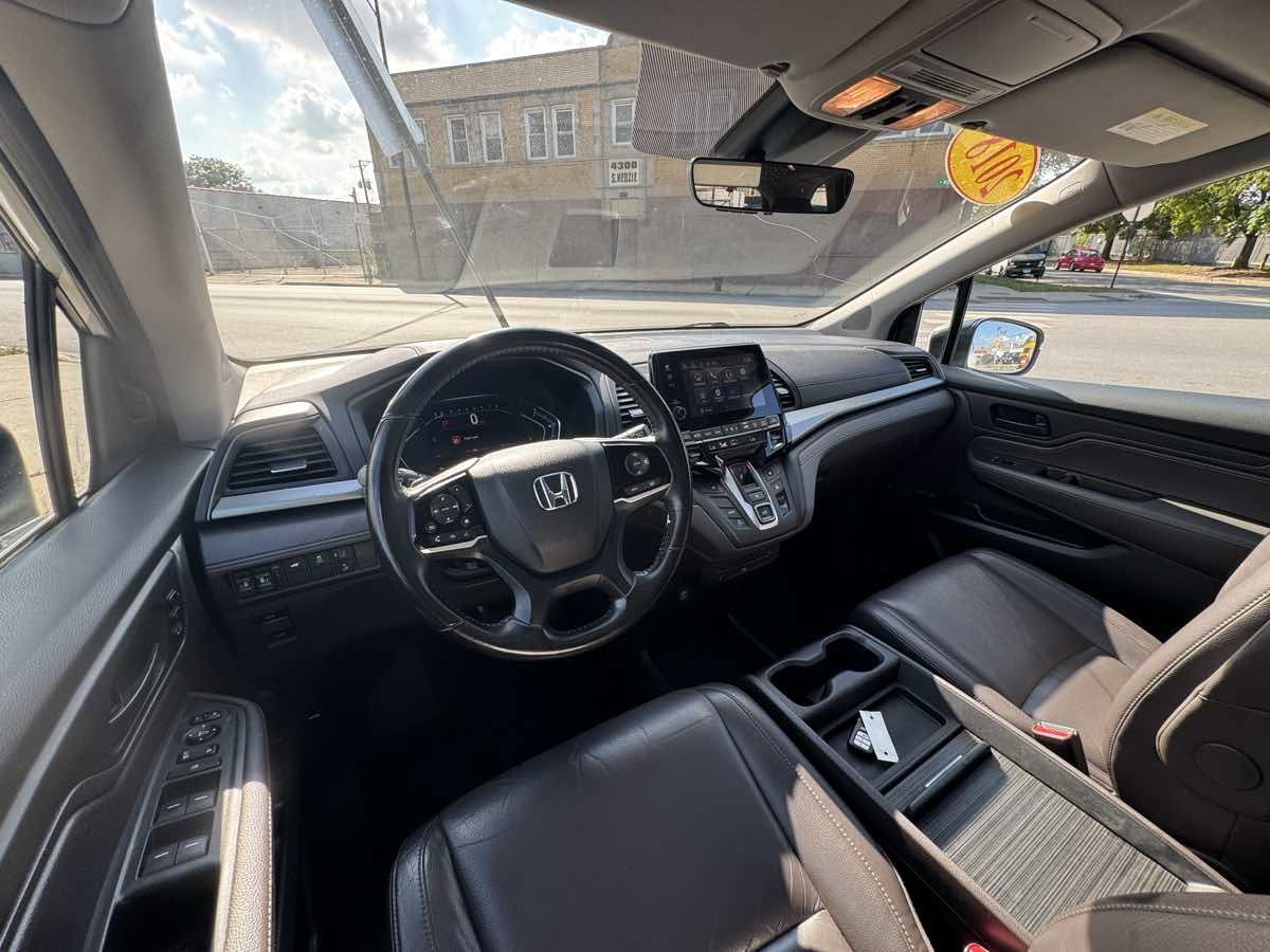 2018 Honda Odyssey EX-L photo 11