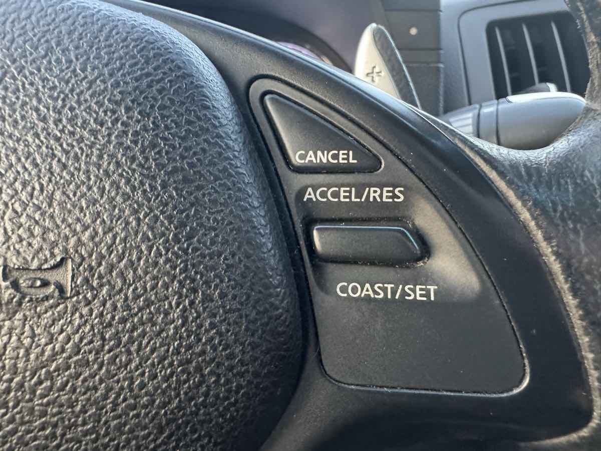 2011 Infiniti G37 x photo 15