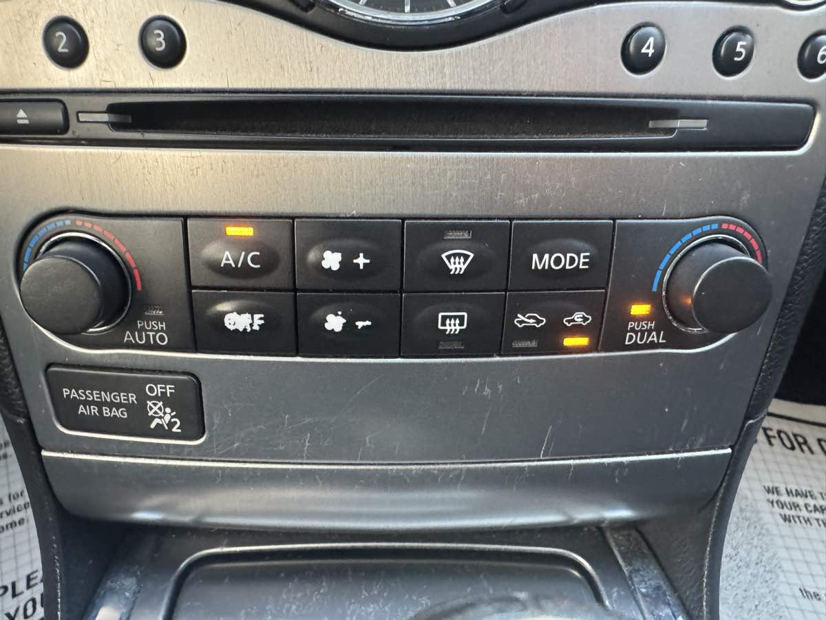 2011 Infiniti G37 x photo 20