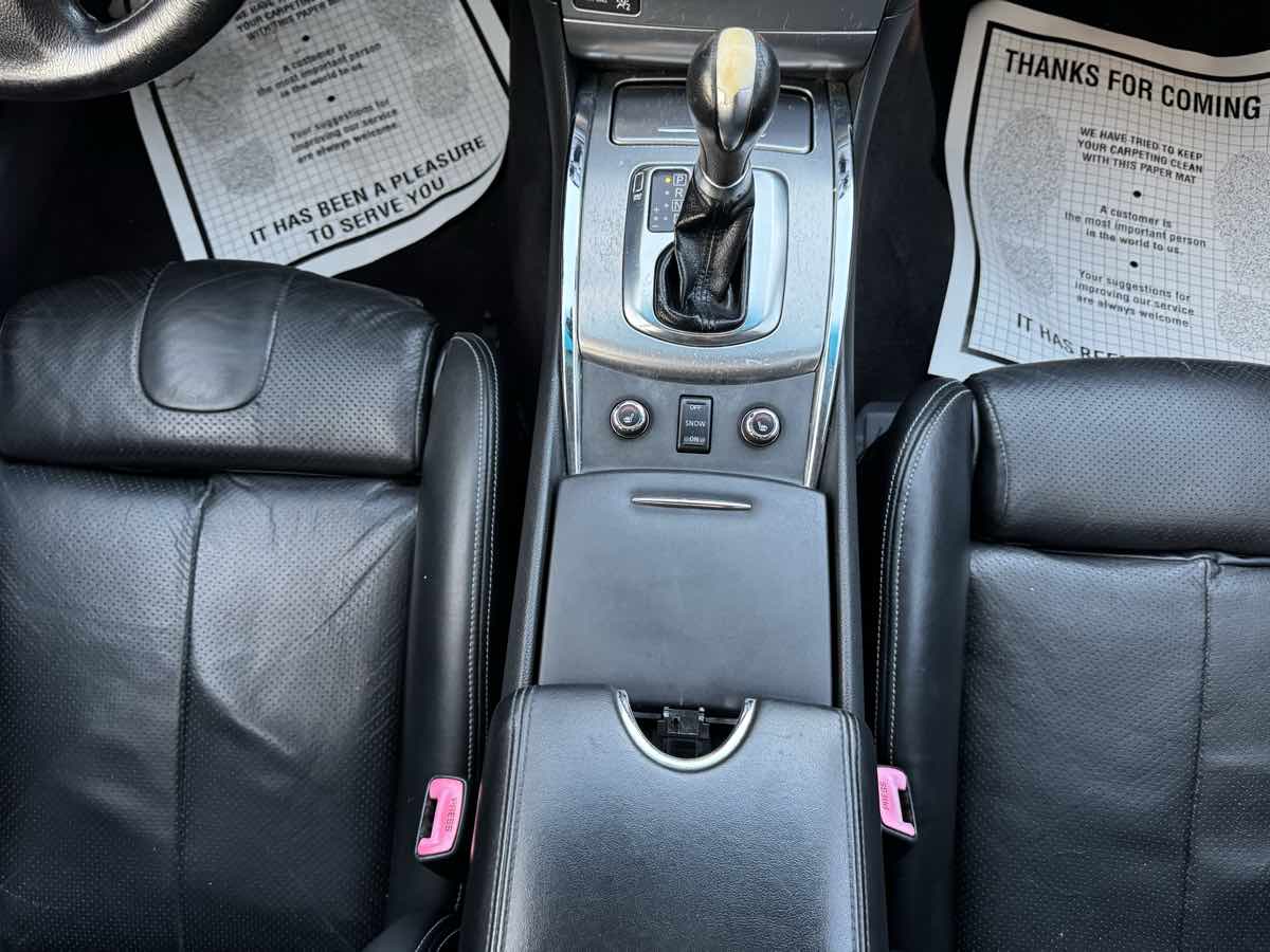 2011 Infiniti G37 x photo 22