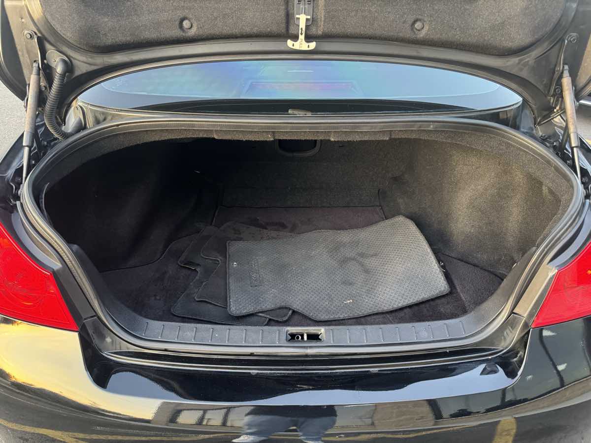 2011 Infiniti G37 x photo 45