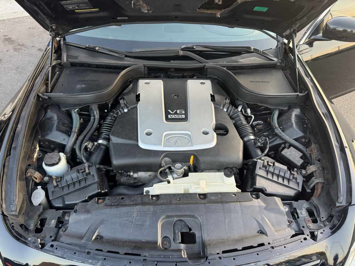 2011 Infiniti G37 x photo 46