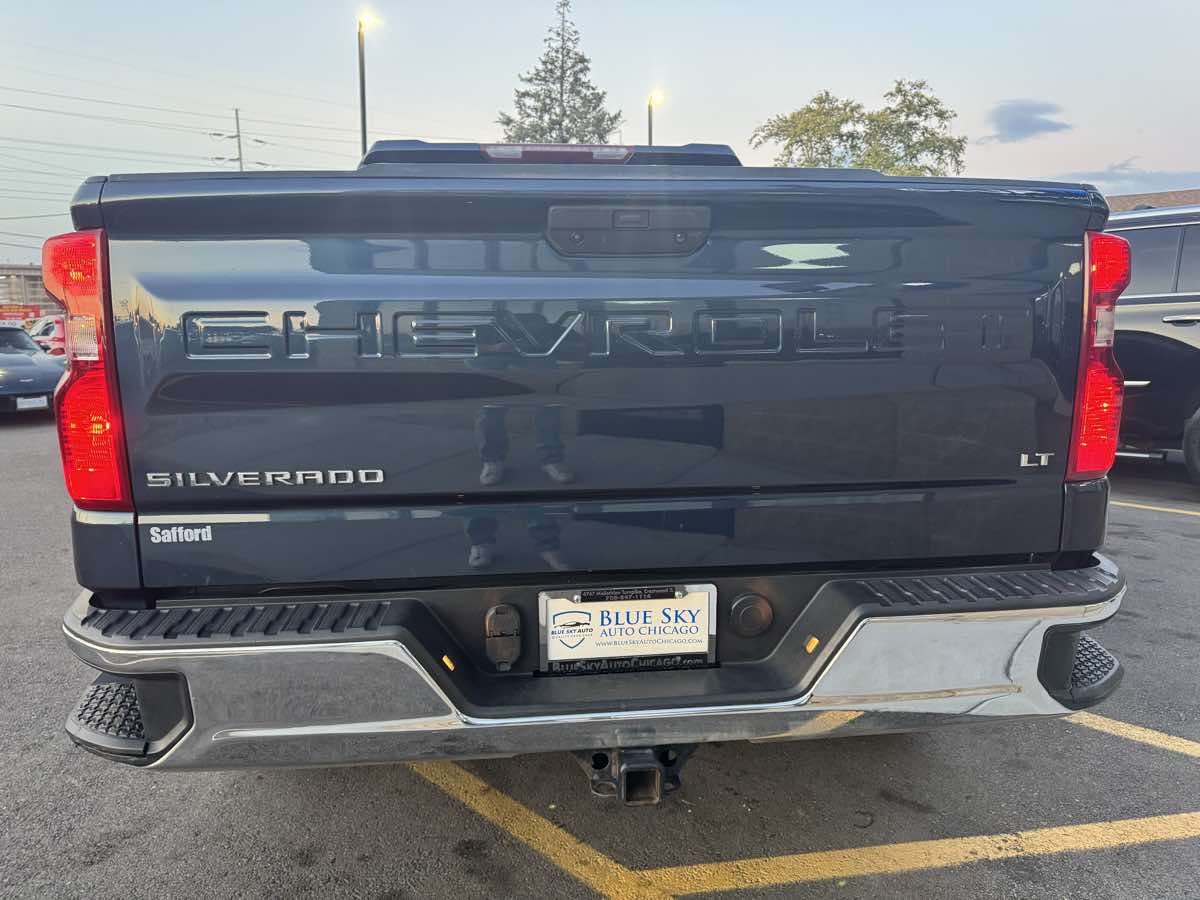 2022 Chevrolet Silverado 1500 LT photo 6