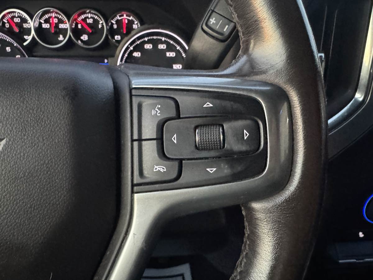 2022 Chevrolet Silverado 1500 LT photo 15