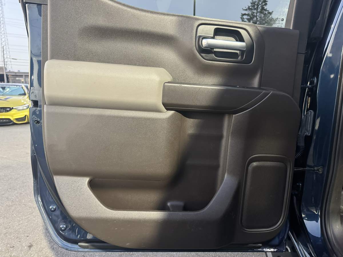 2022 Chevrolet Silverado 1500 LT photo 41