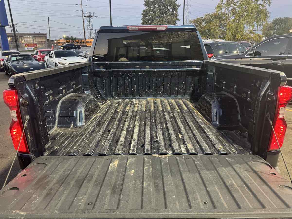 2022 Chevrolet Silverado 1500 LT photo 44