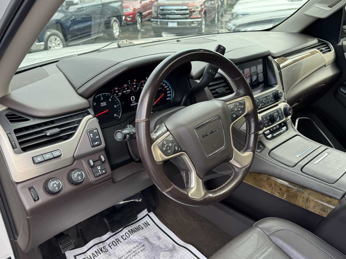 2017 Gmc Yukon Denali photo 7