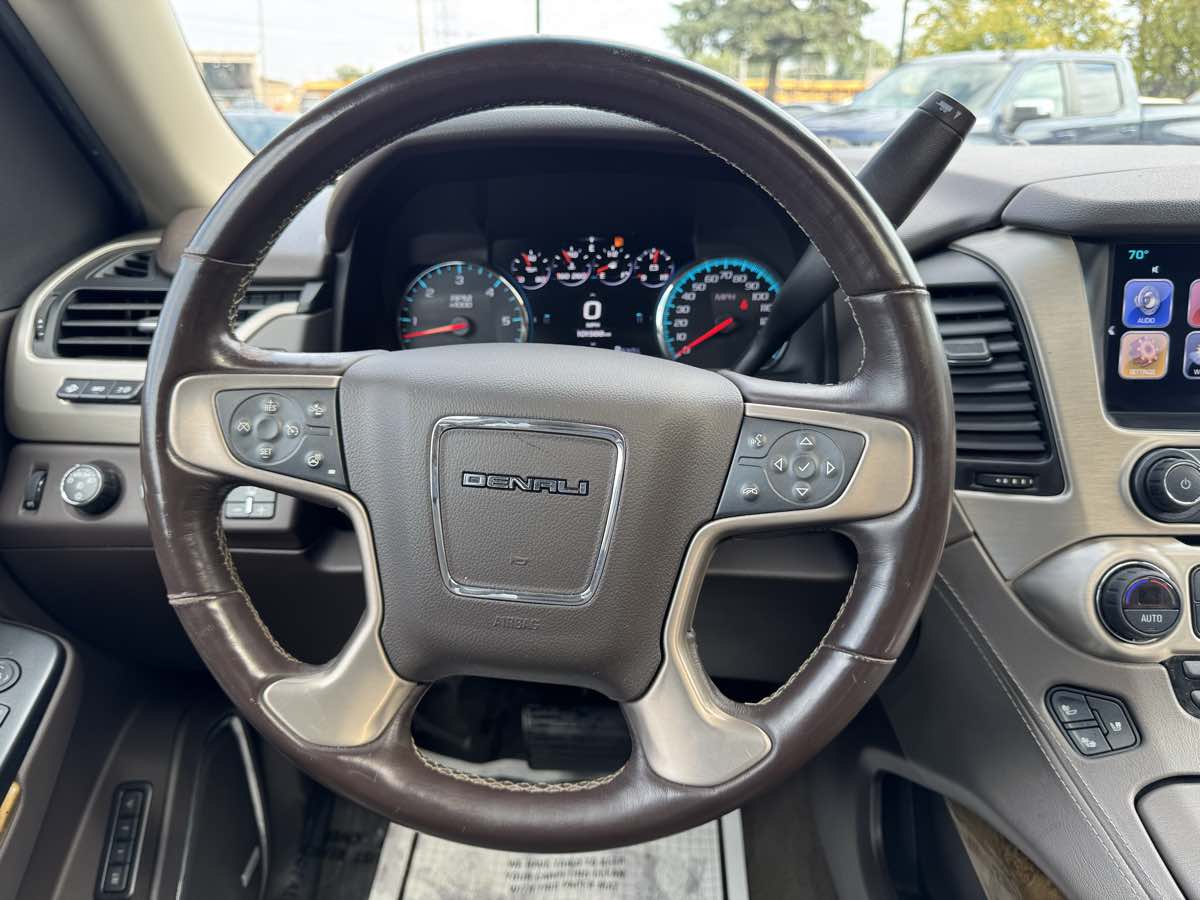 2017 Gmc Yukon Denali photo 8