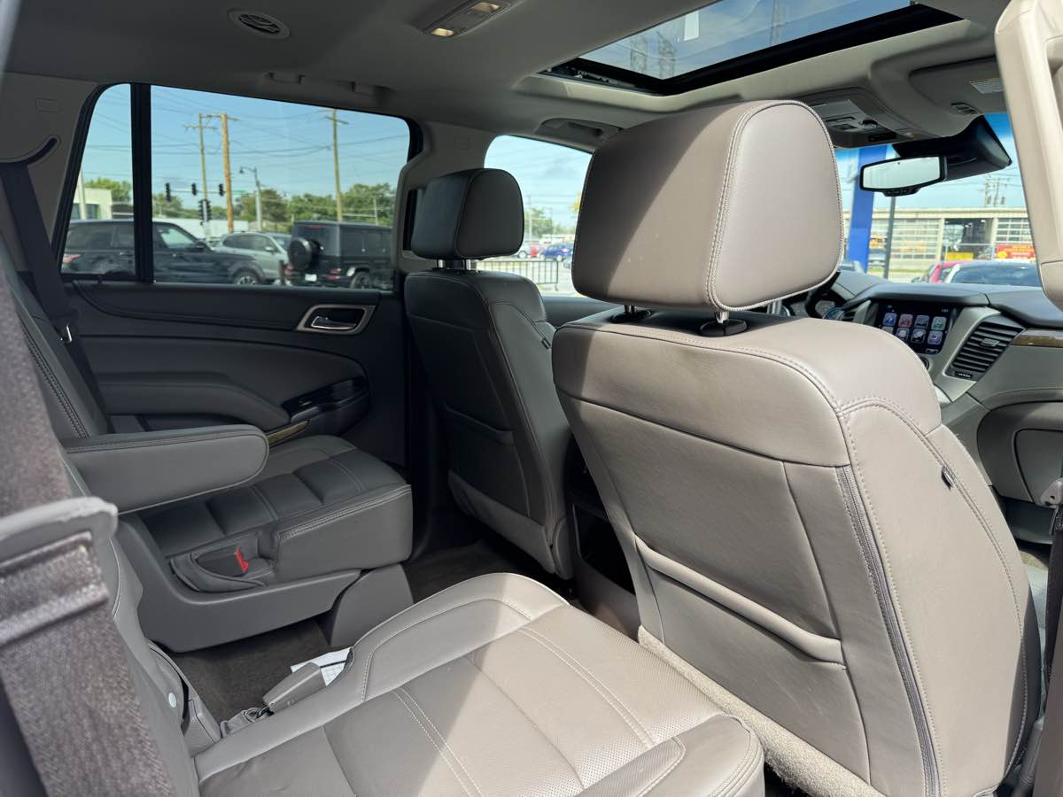 2017 Gmc Yukon Denali photo 31