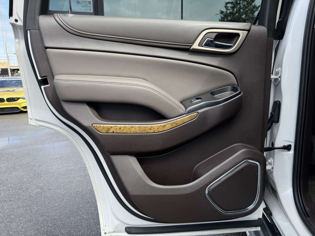 2017 Gmc Yukon Denali photo 39