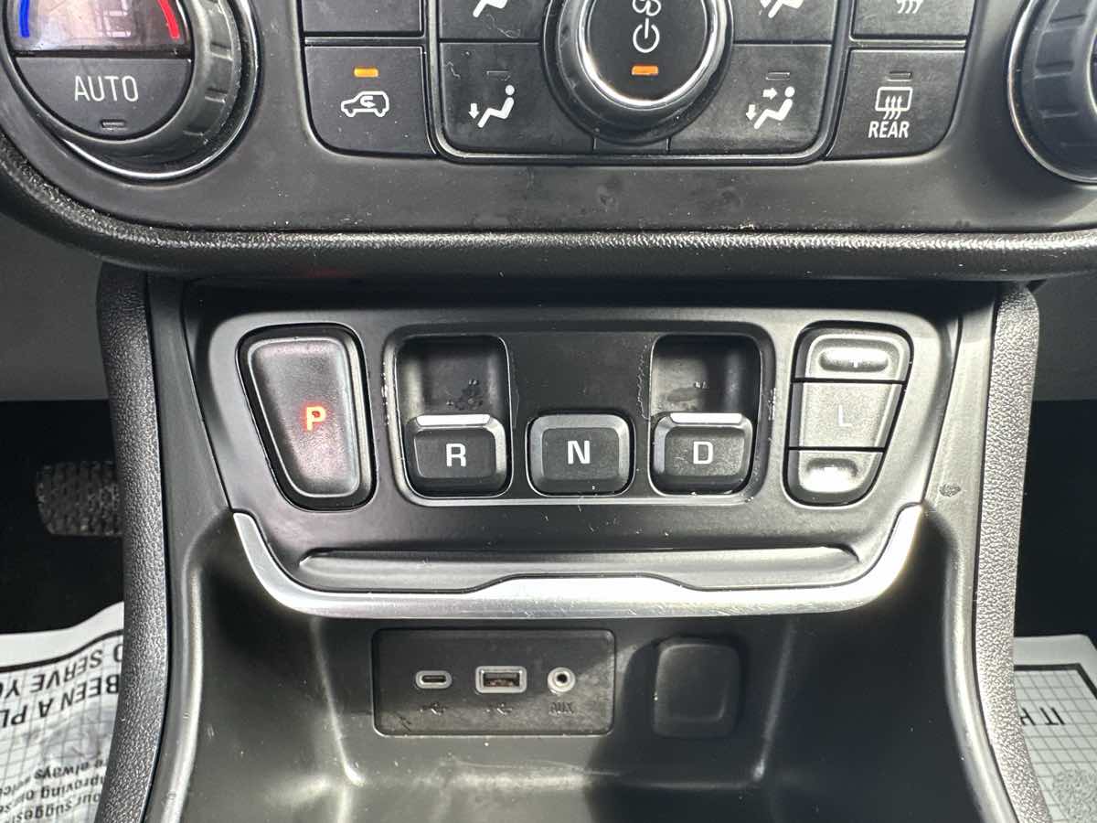 2020 Gmc Terrain SLE photo 23
