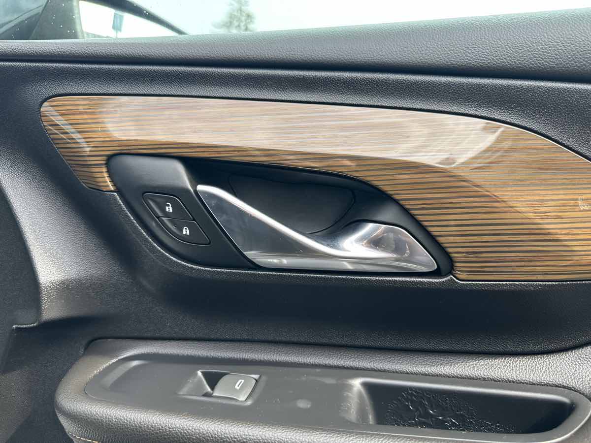 2020 Gmc Terrain SLE photo 28
