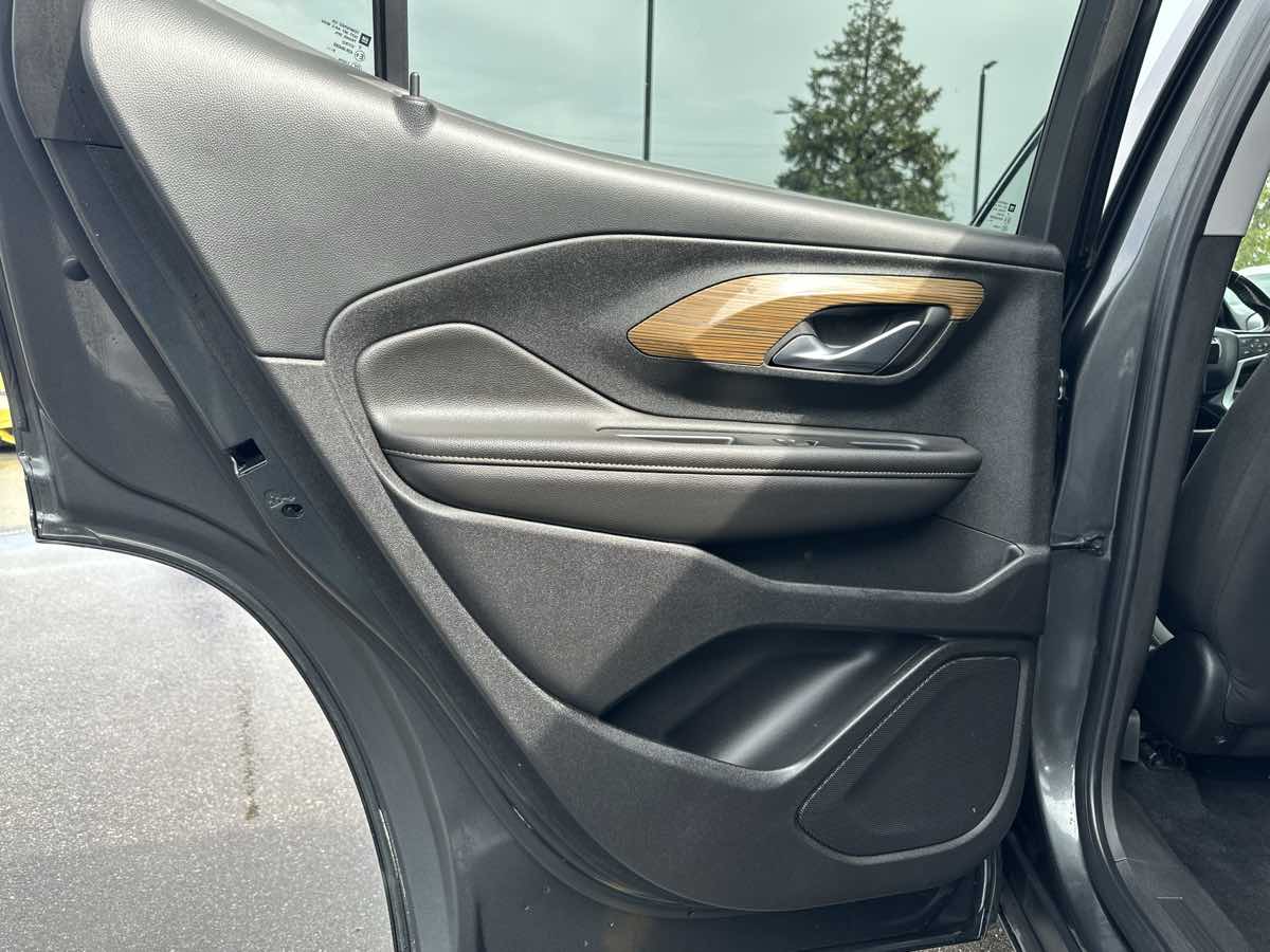 2020 Gmc Terrain SLE photo 37