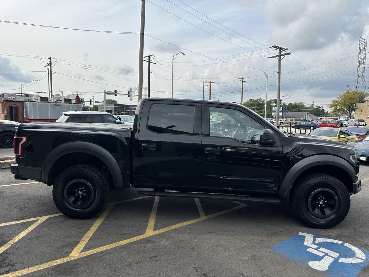 2018 Ford F-150 Raptor photo 4