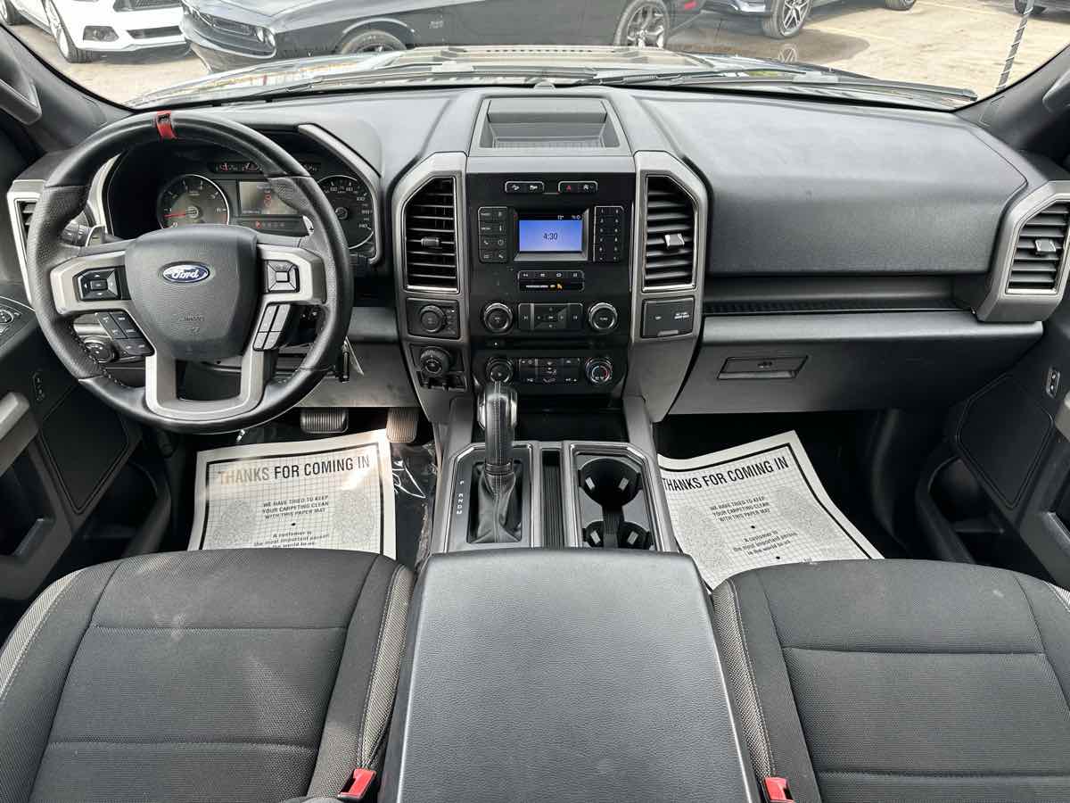 2018 Ford F-150 Raptor photo 18