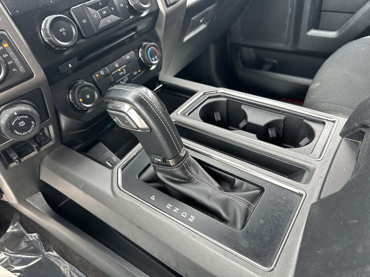 2018 Ford F-150 Raptor photo 25