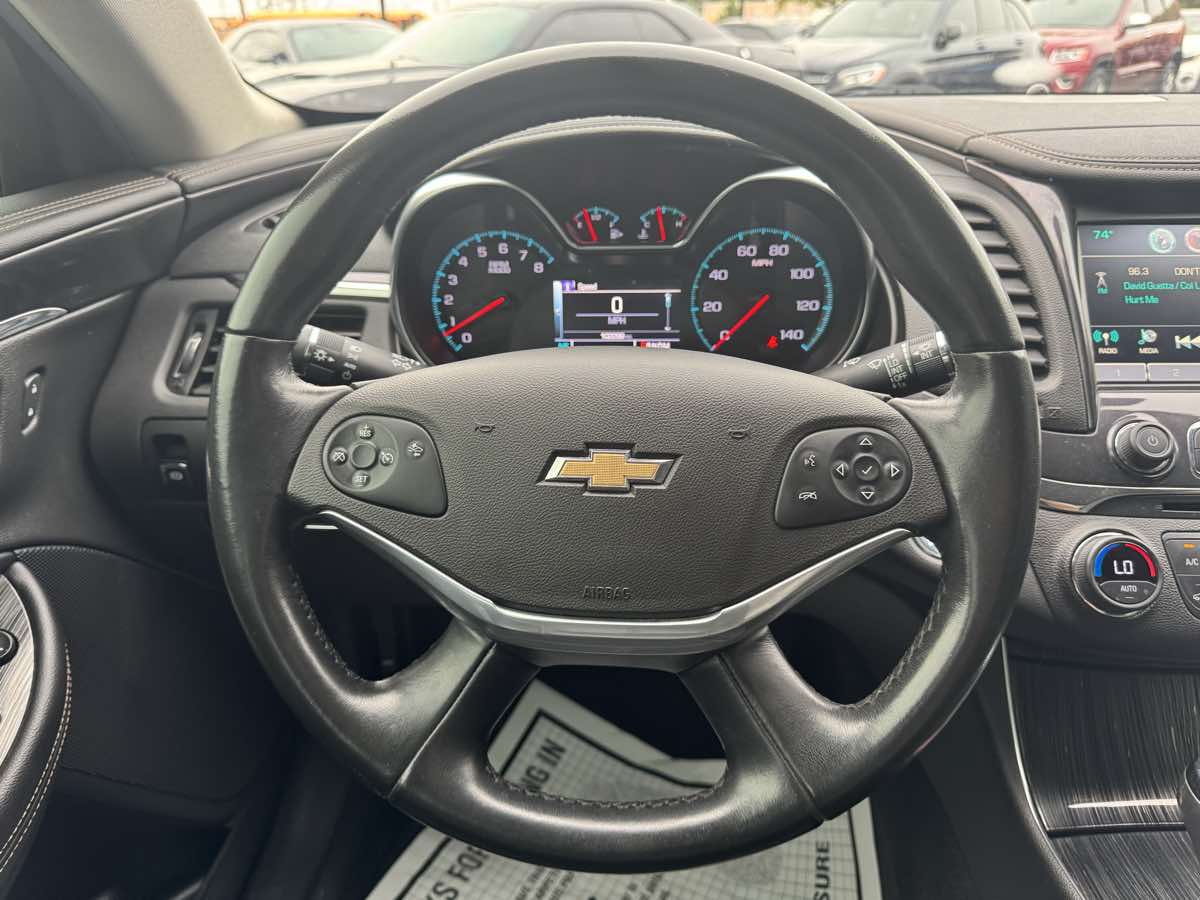 2016 Chevrolet Impala LTZ photo 12
