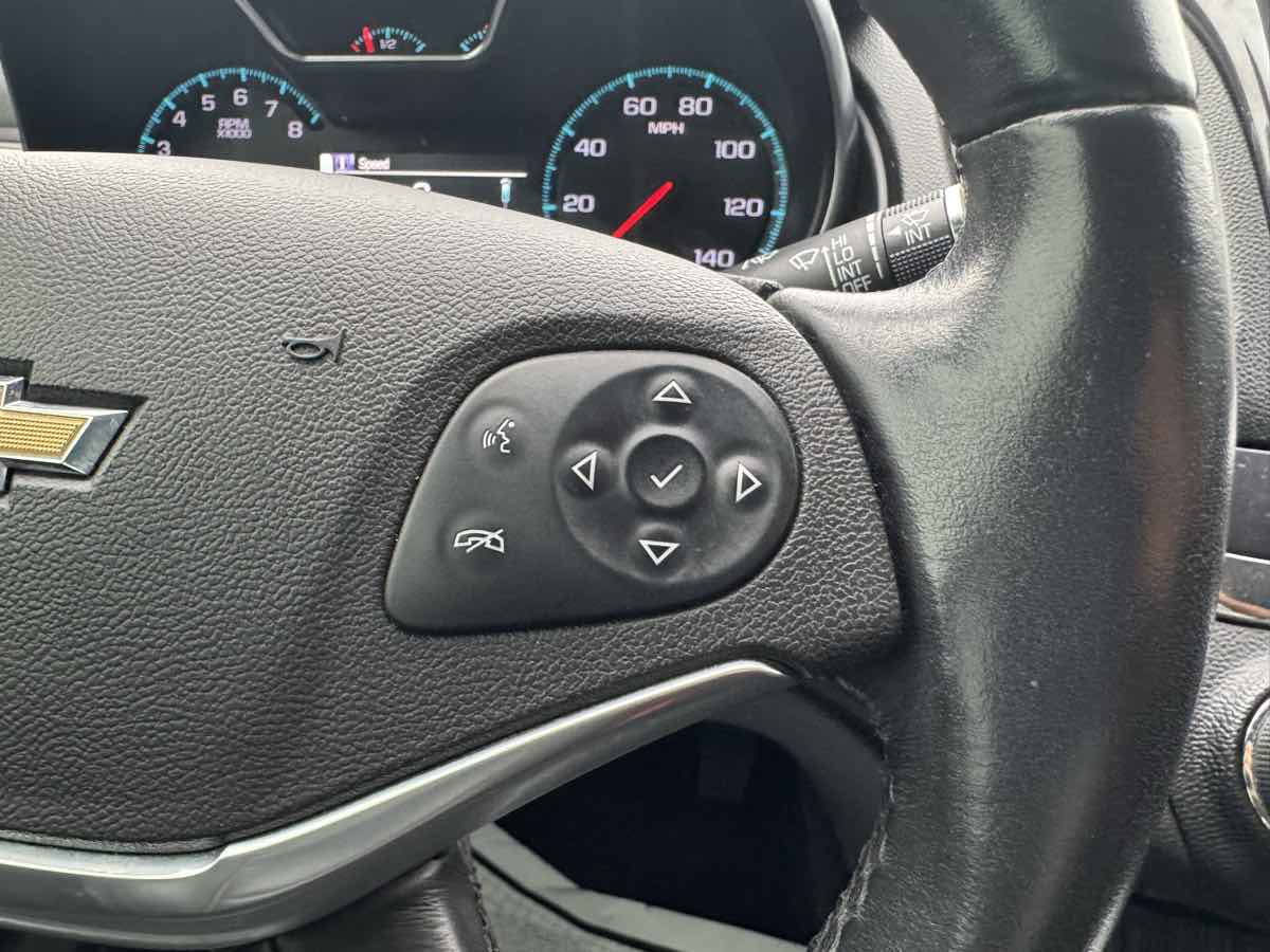 2016 Chevrolet Impala LTZ photo 15
