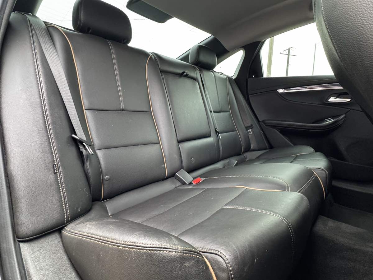 2016 Chevrolet Impala LTZ photo 30