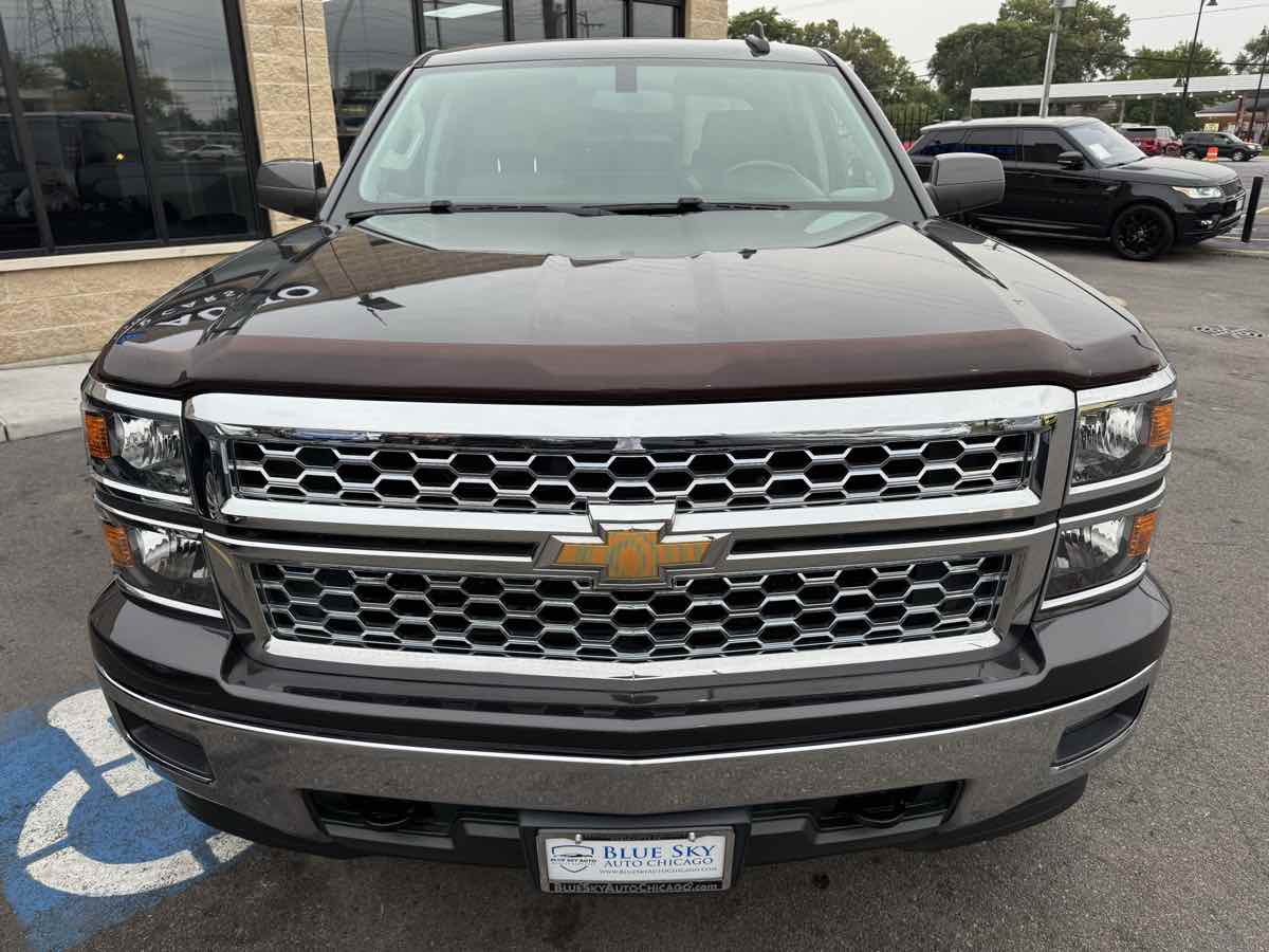 2015 Chevrolet Silverado 1500 LT photo 2