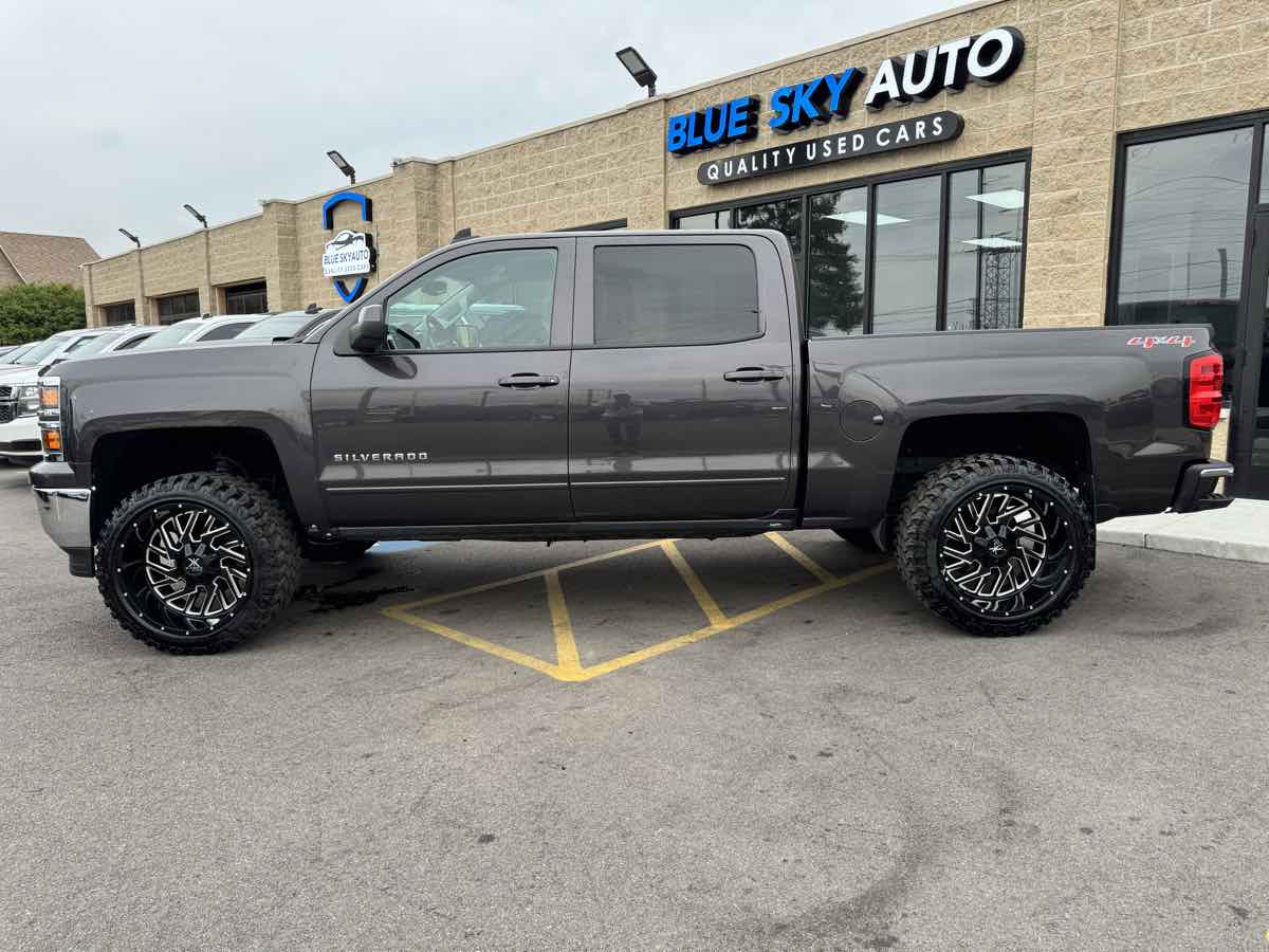 2015 Chevrolet Silverado 1500 LT photo 8