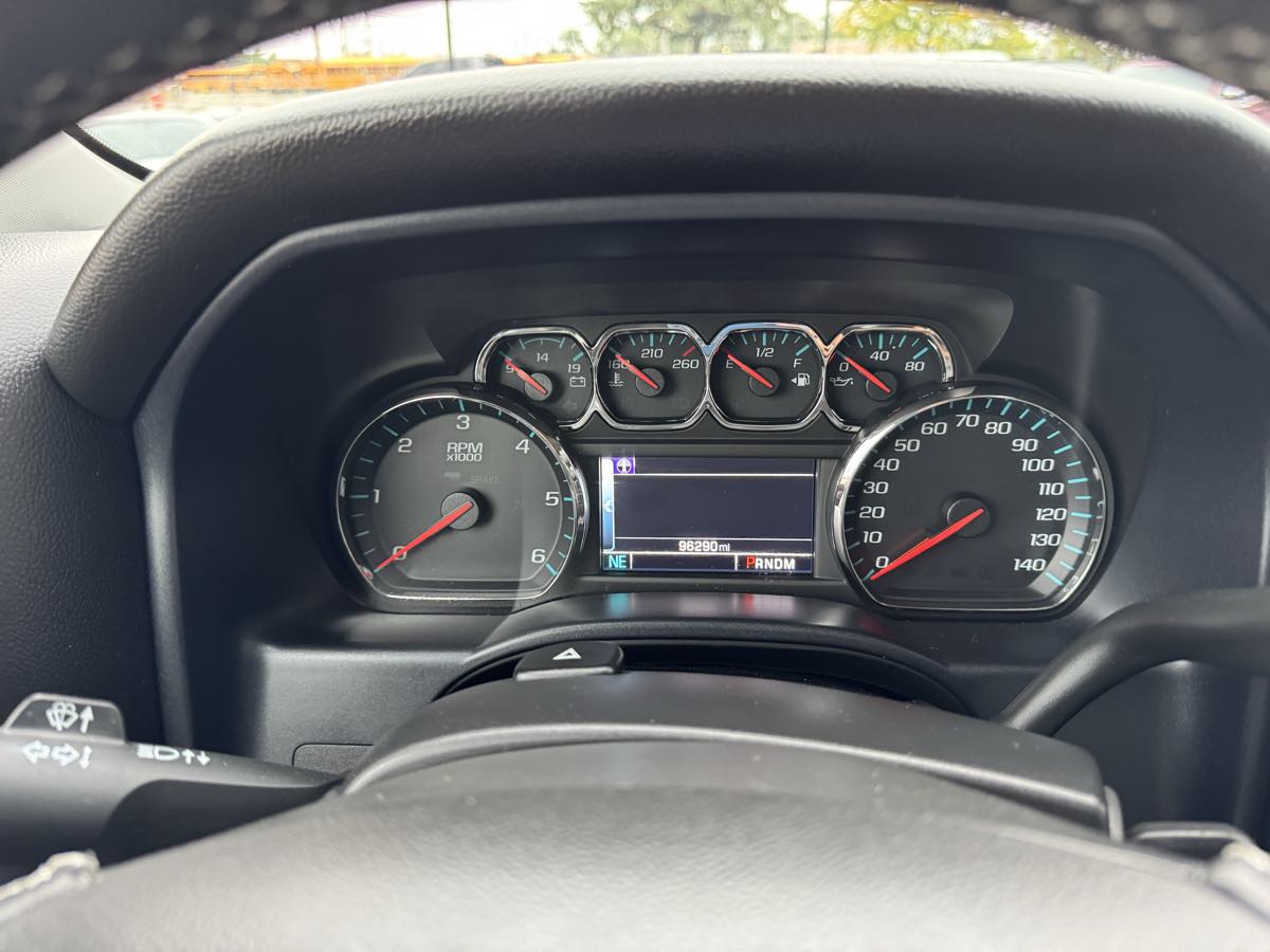 2015 Chevrolet Silverado 1500 LT photo 13