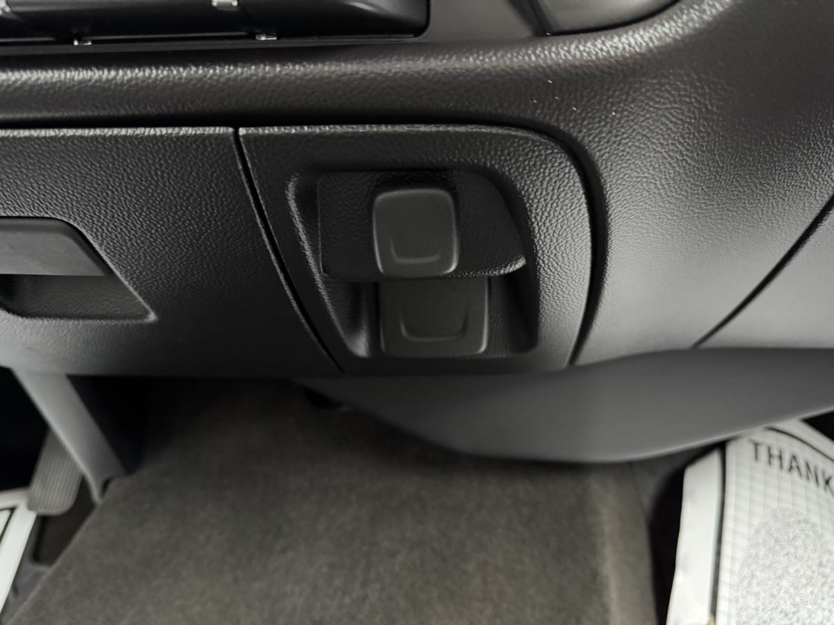 2015 Chevrolet Silverado 1500 LT photo 20