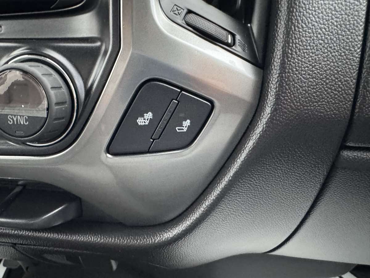 2015 Chevrolet Silverado 1500 LT photo 22