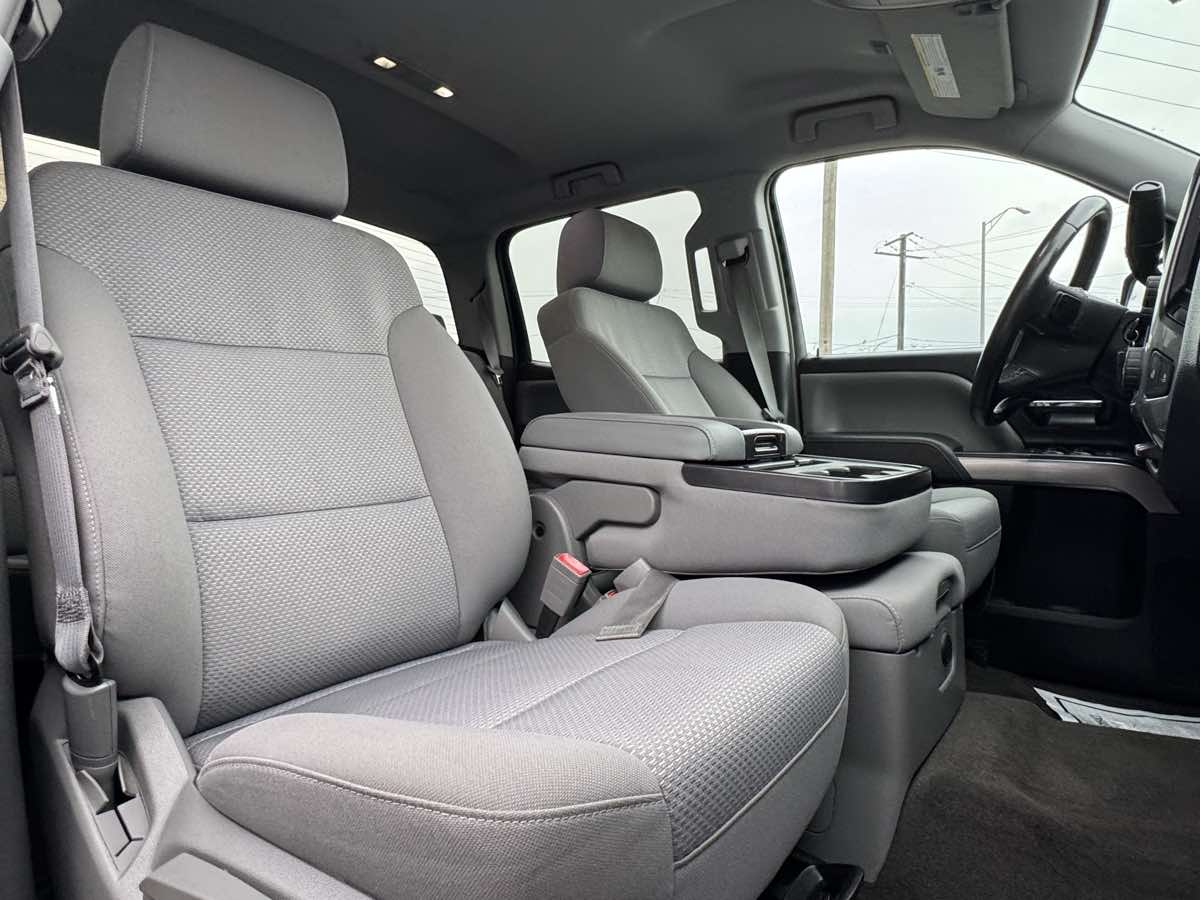 2015 Chevrolet Silverado 1500 LT photo 31