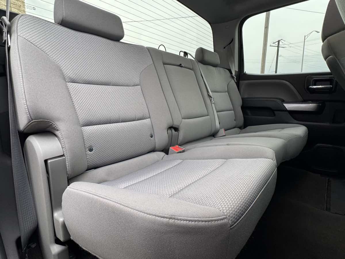 2015 Chevrolet Silverado 1500 LT photo 36