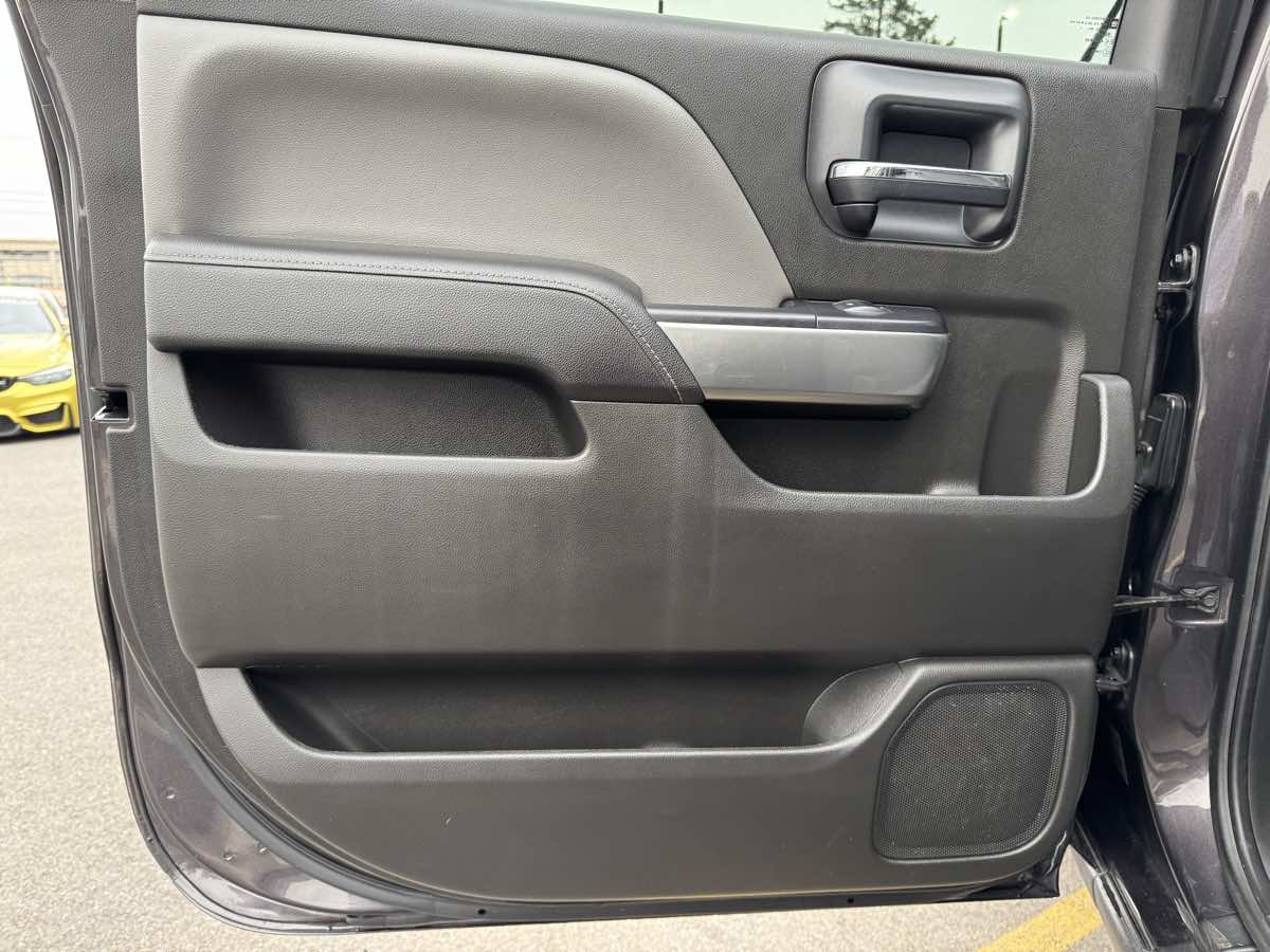 2015 Chevrolet Silverado 1500 LT photo 41