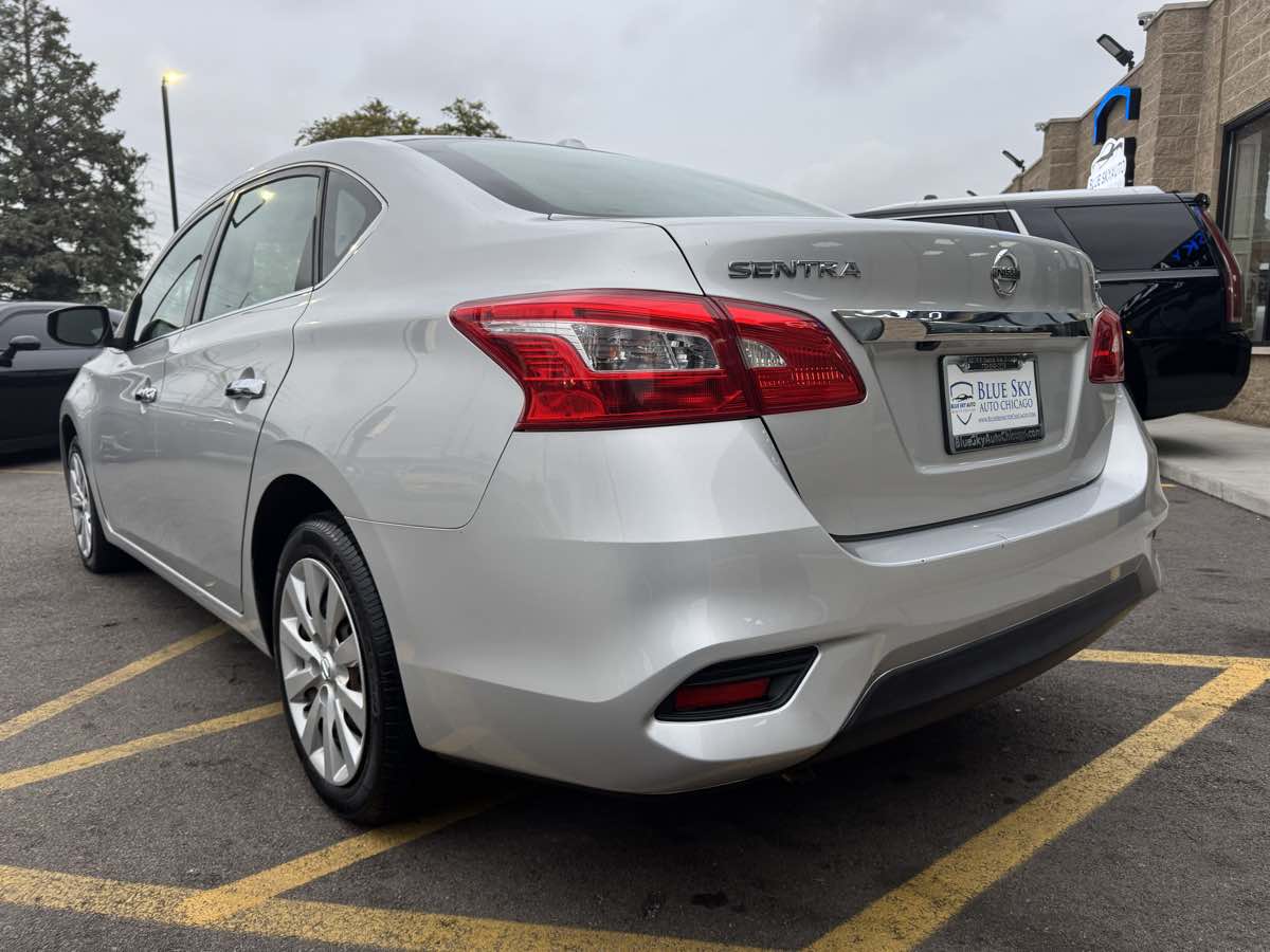 2017 Nissan Sentra SV photo 6