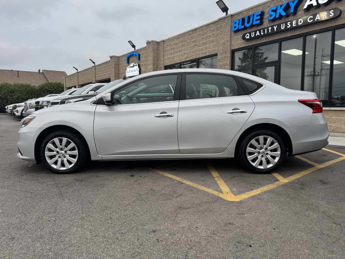 2017 Nissan Sentra SV photo 7