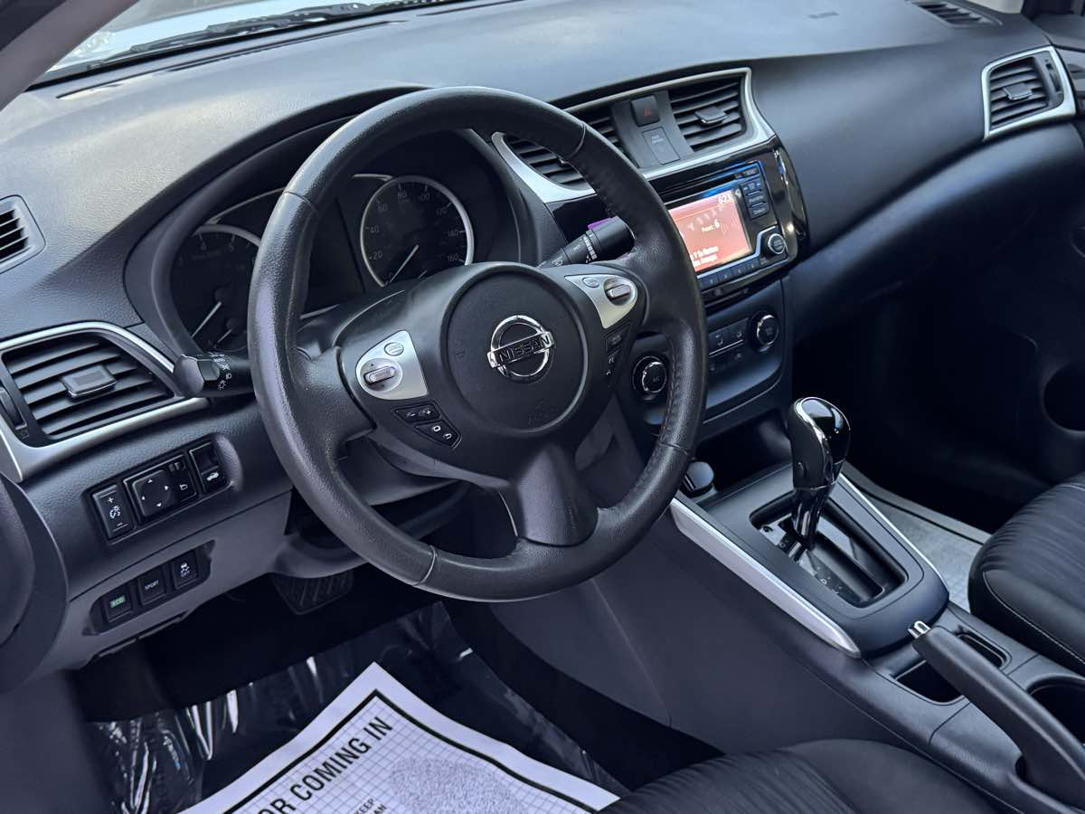 2017 Nissan Sentra SV photo 10