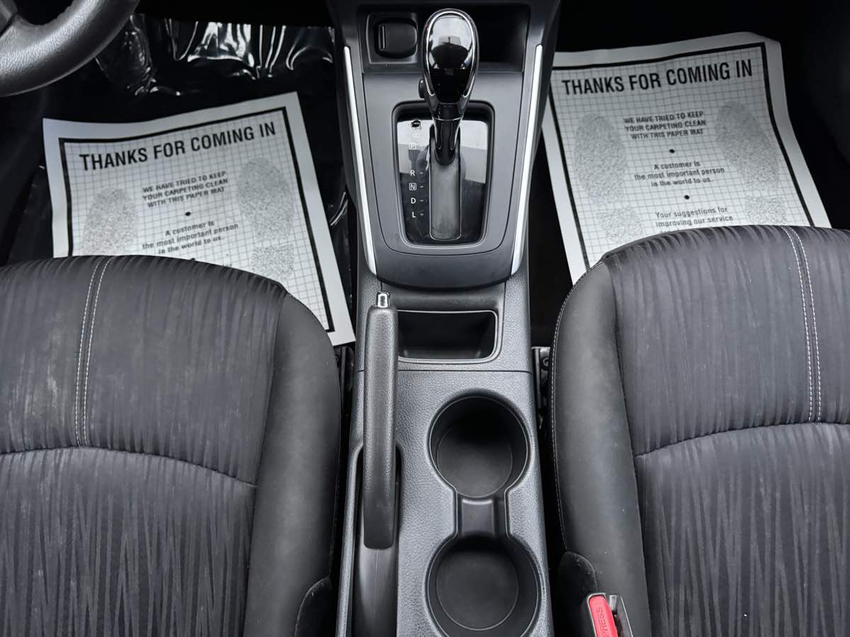 2017 Nissan Sentra SV photo 17